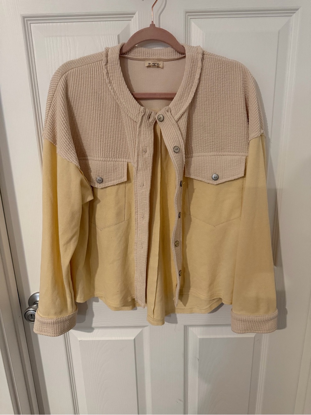 POL Two-Tone Cream and Pale Yellow Button-Front Women's Top